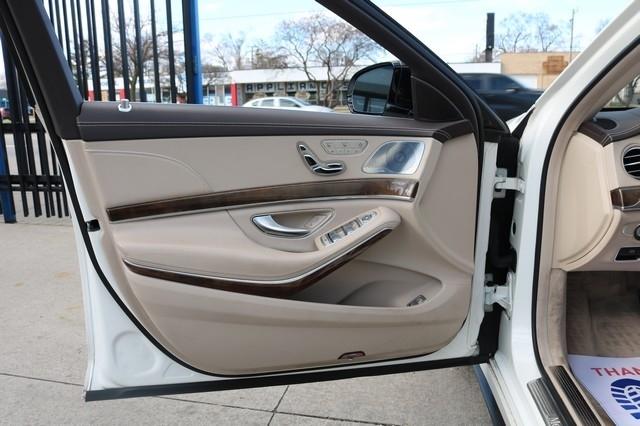 Mercedes-Benz S-Class 4dr Sdn S 550 4MATIC 2015