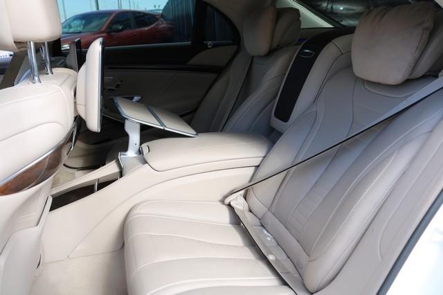 Mercedes-Benz S-Class 4dr Sdn S 550 4MATIC 2015