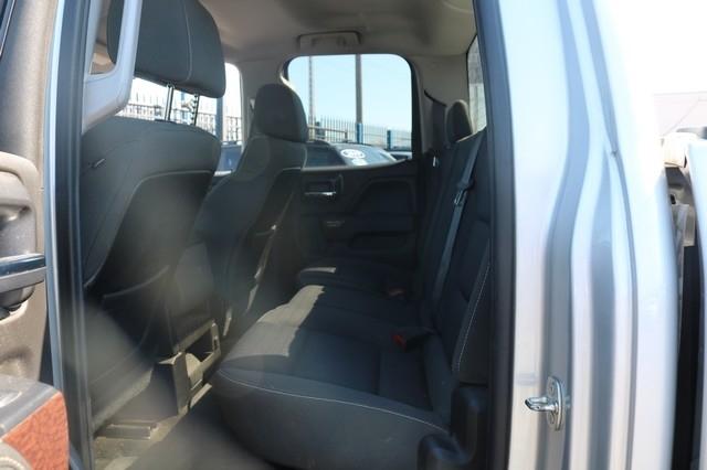 GMC Sierra 1500 4WD Double Cab 143.5" SLE 2015