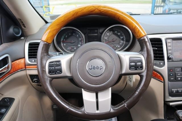 Jeep Grand Cherokee 4WD 4dr Overland 2011