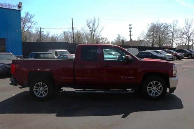 Chevrolet Silverado 1500 4WD Double Cab 143.5" LT w/1LT 2018