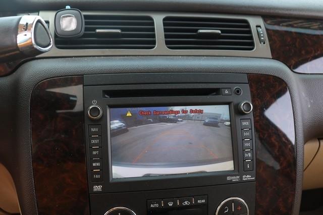 GMC Yukon AWD 4dr 1500 Denali 2012