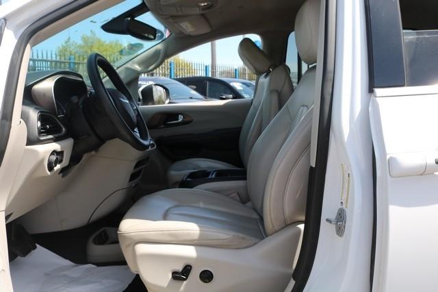 Chrysler Voyager LXI FWD 2021