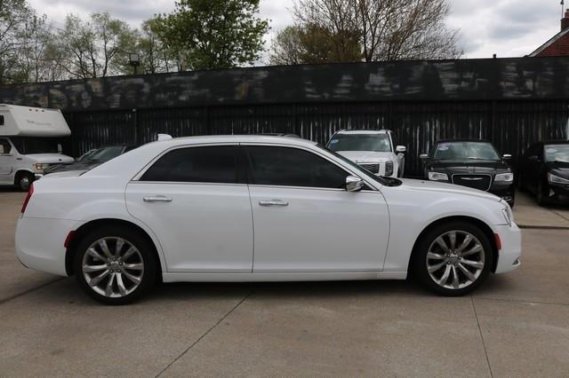 Chrysler 300 Limited RWD 2019