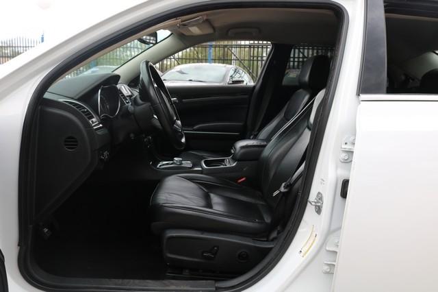 Chrysler 300 Limited RWD 2019
