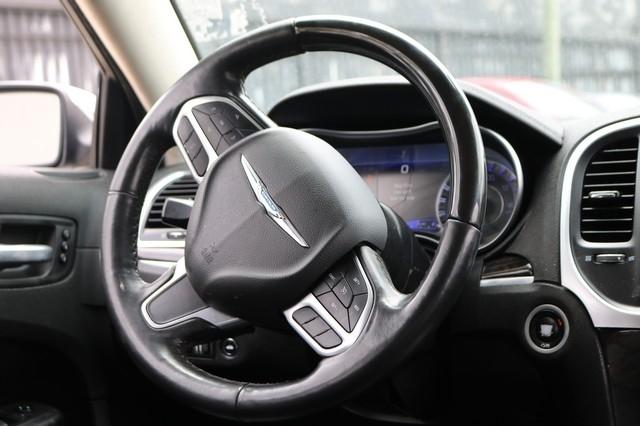 Chrysler 300 Limited RWD 2019