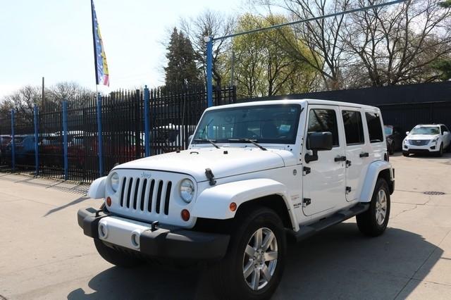 Jeep Wrangler Unlimited 4WD 4dr Sahara 2012