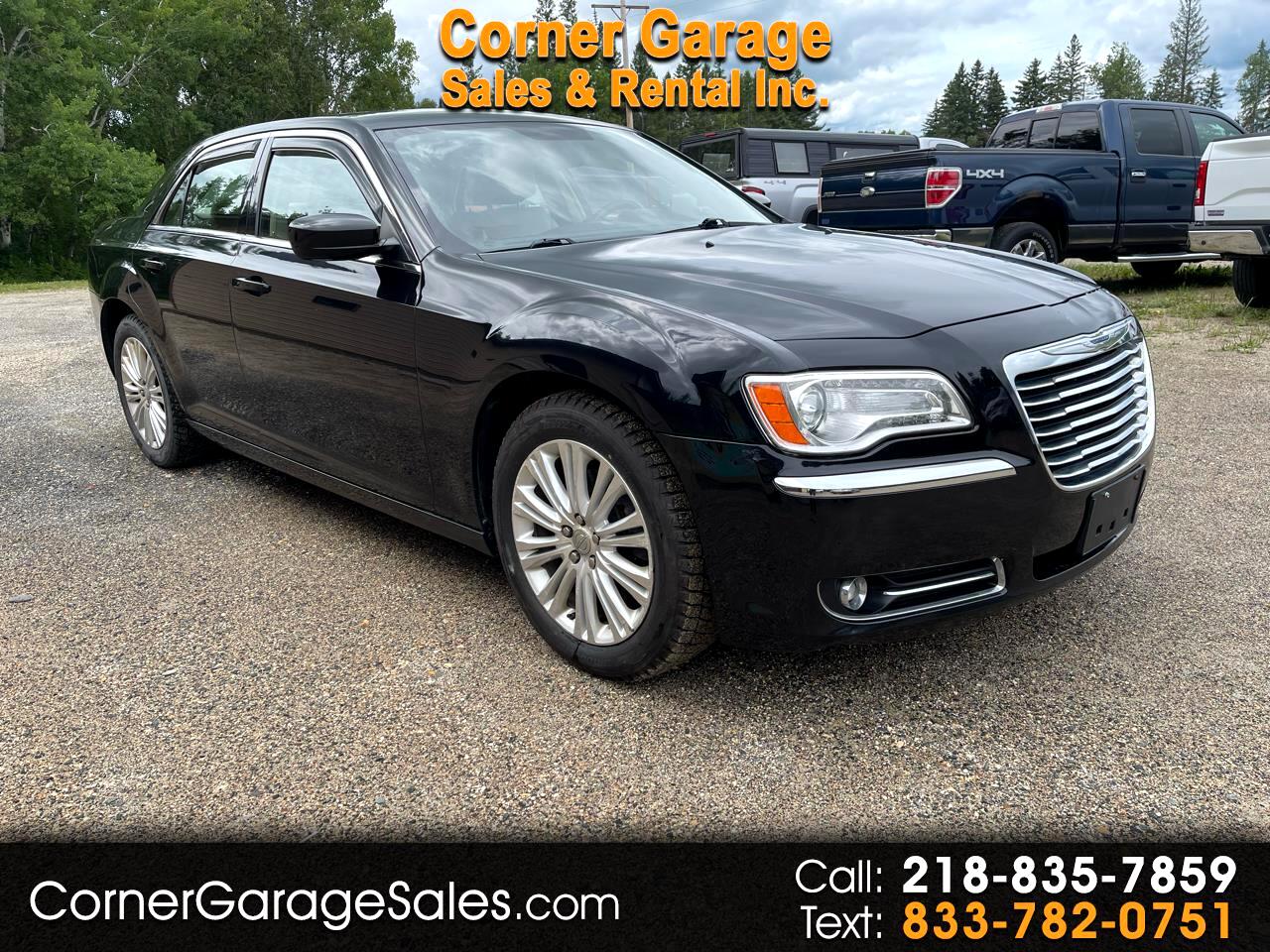 2013 Chrysler 300 4dr Sdn AWD