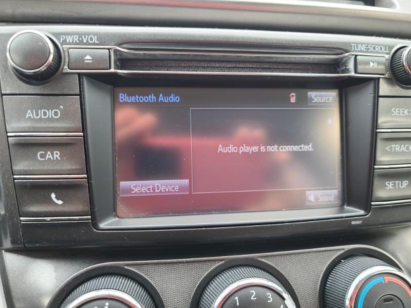 Toyota RAV4 LE AWD 2014