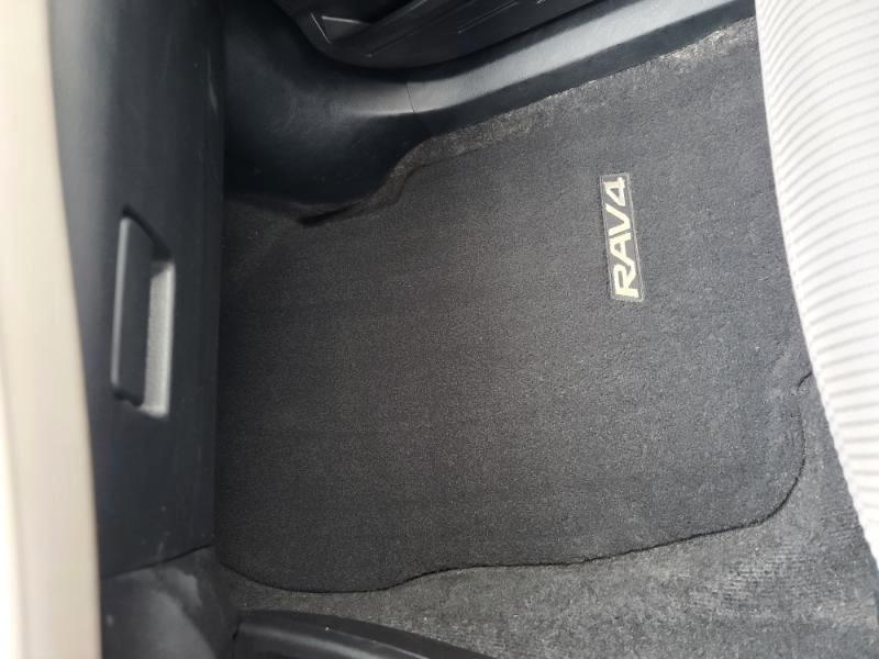 Toyota RAV4 LE AWD 2014