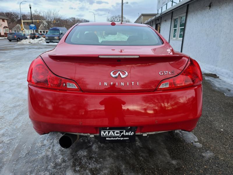 Infiniti G37XS  2012