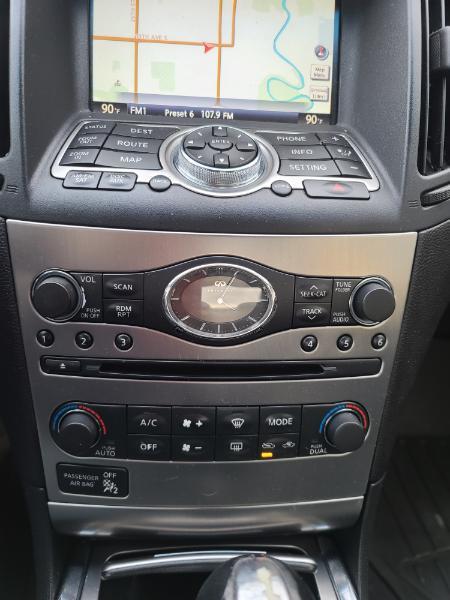 Infiniti G37XS  2012