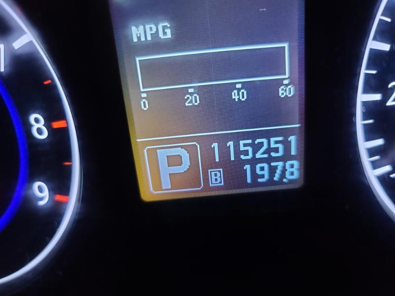 Infiniti G37XS  2012