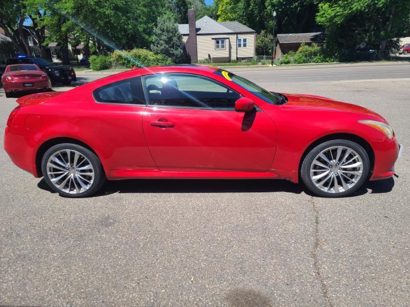 Infiniti G37XS  2012