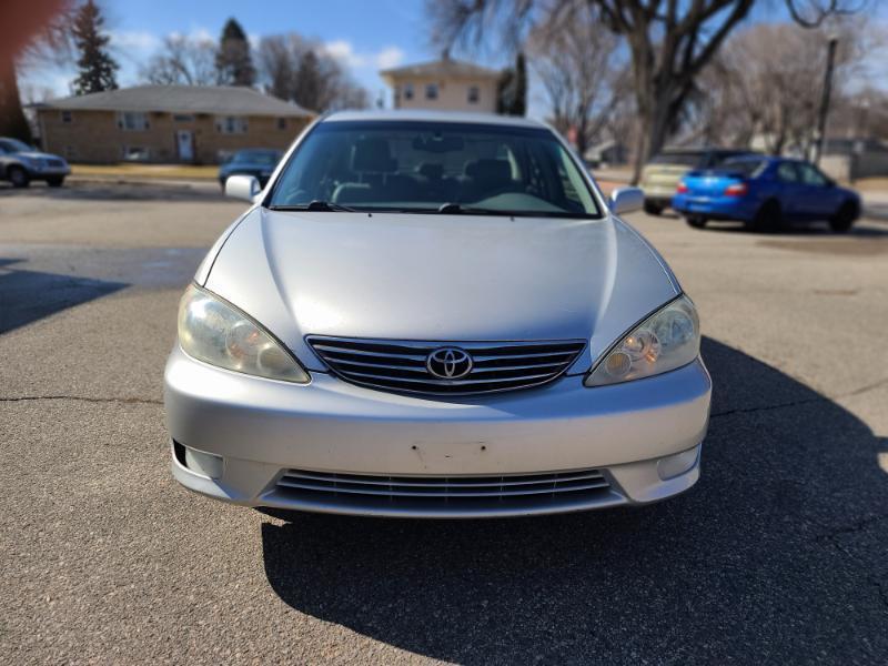 Toyota Camry XLE 2005