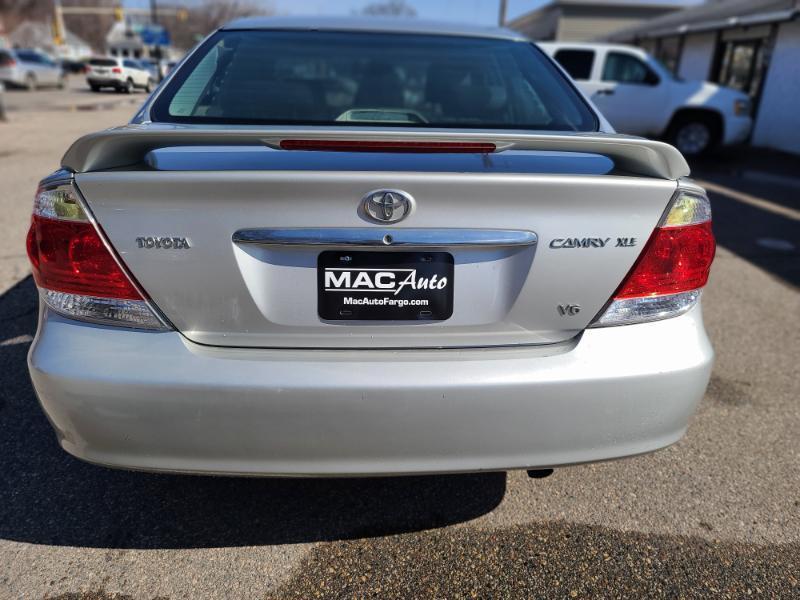 Toyota Camry XLE 2005
