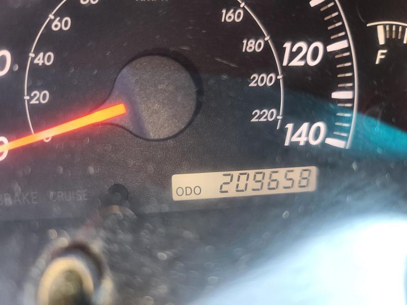 Toyota Camry XLE 2005