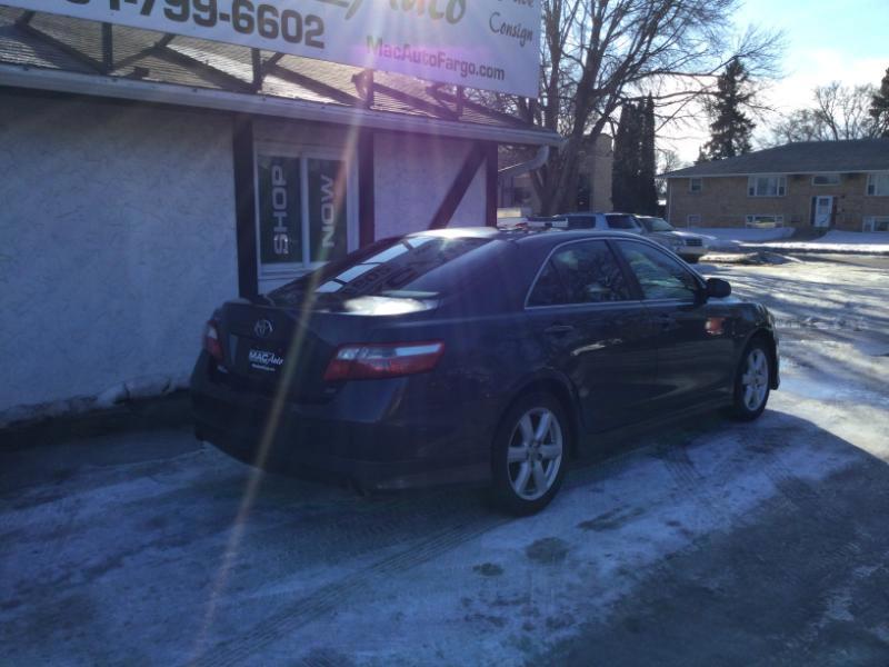 Toyota Camry LE 2007