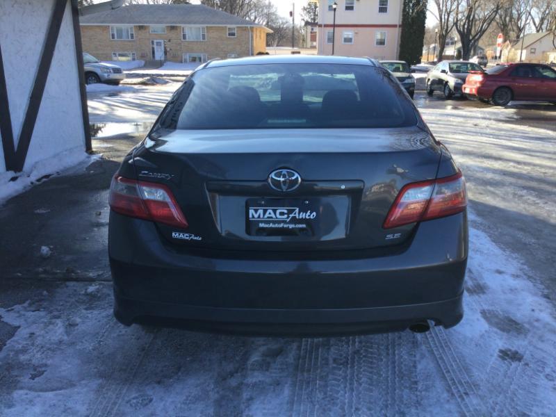 Toyota Camry LE 2007