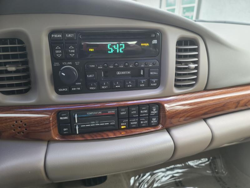 Buick LeSabre Custom 2000