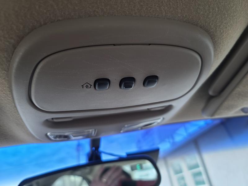 Buick LeSabre Custom 2000