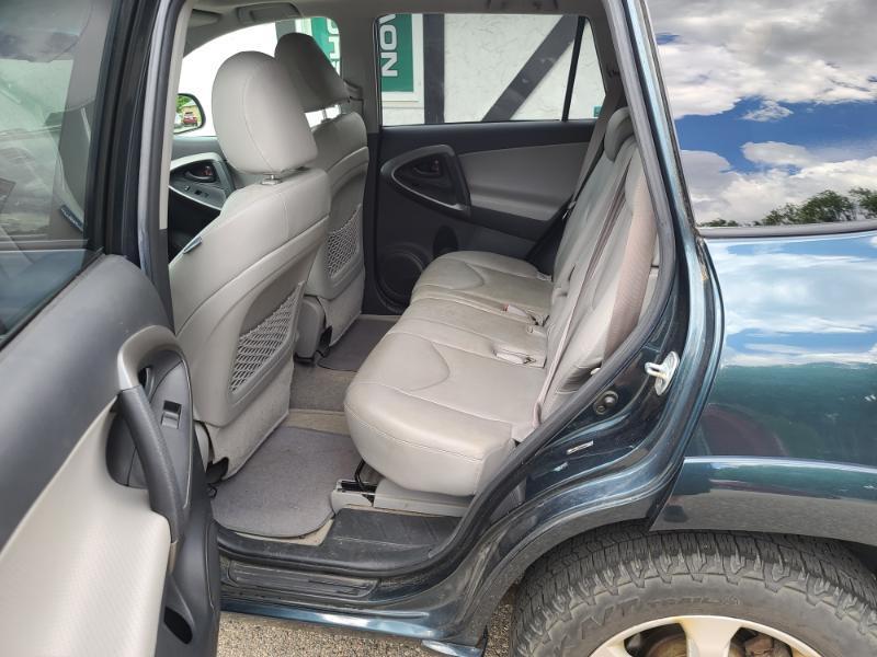 Toyota RAV4 Limited V6 4WD 2009