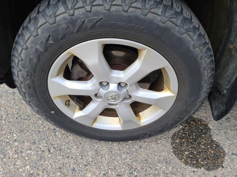 Toyota RAV4 Limited V6 4WD 2009