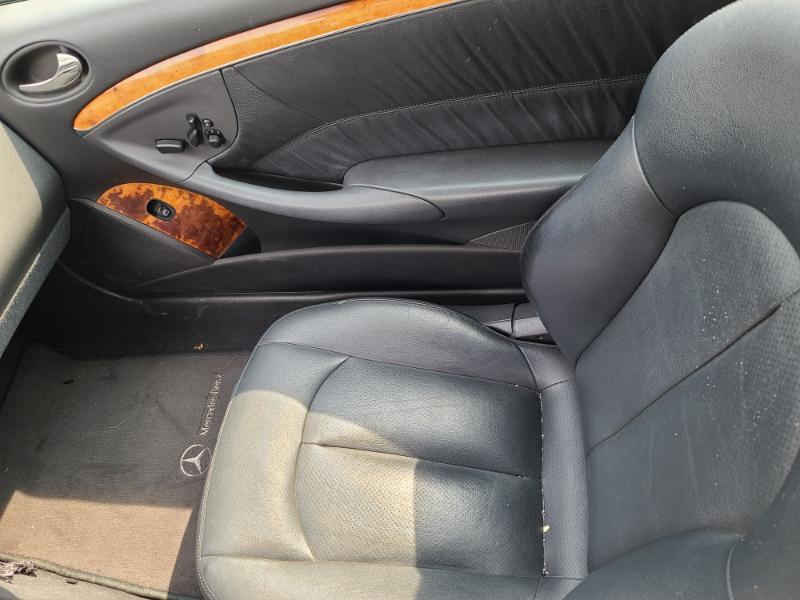 Mercedes-Benz CLK-Class CLK320 Cabriolet 2005