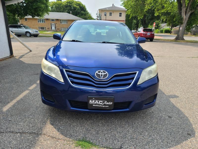 Toyota Camry LE 2010