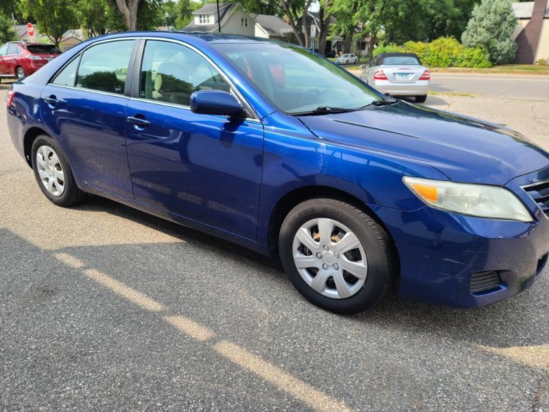 Toyota Camry LE 2010