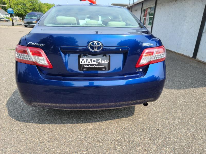 Toyota Camry LE 2010
