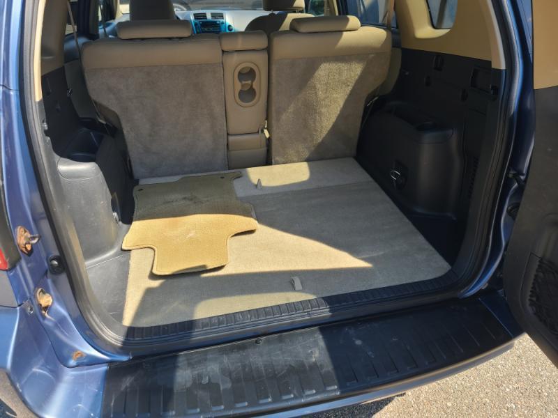 Toyota RAV4 AWD 4dr LE (Natl) 2011