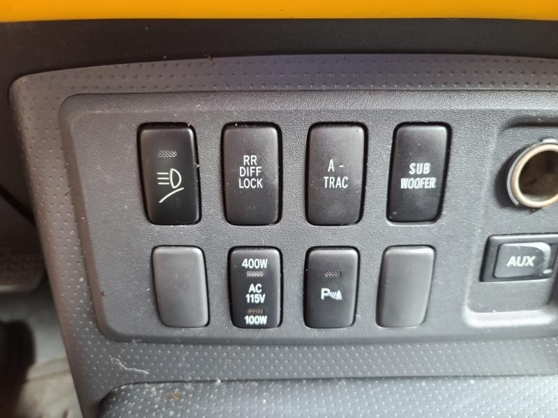 Toyota FJ Cruiser 4WD AT 2007