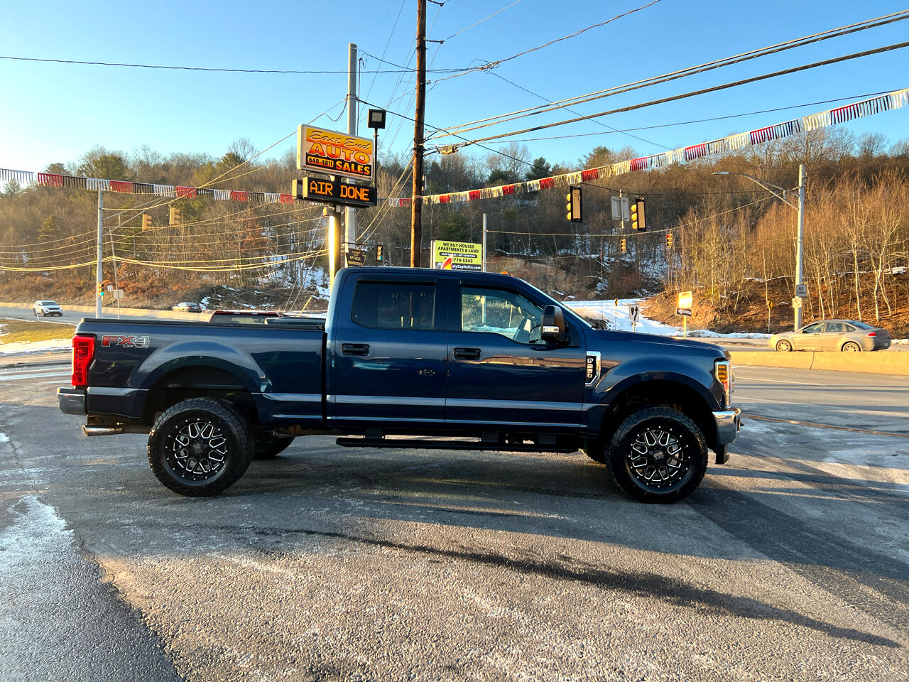Ford F-250 SD XLT Crew Cab 4WD 2018