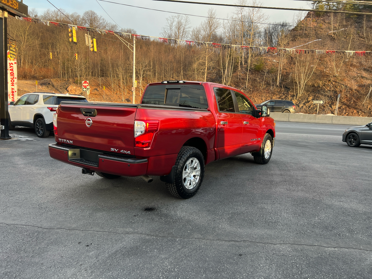Nissan Titan 4WD Crew Cab SWB SV 2019