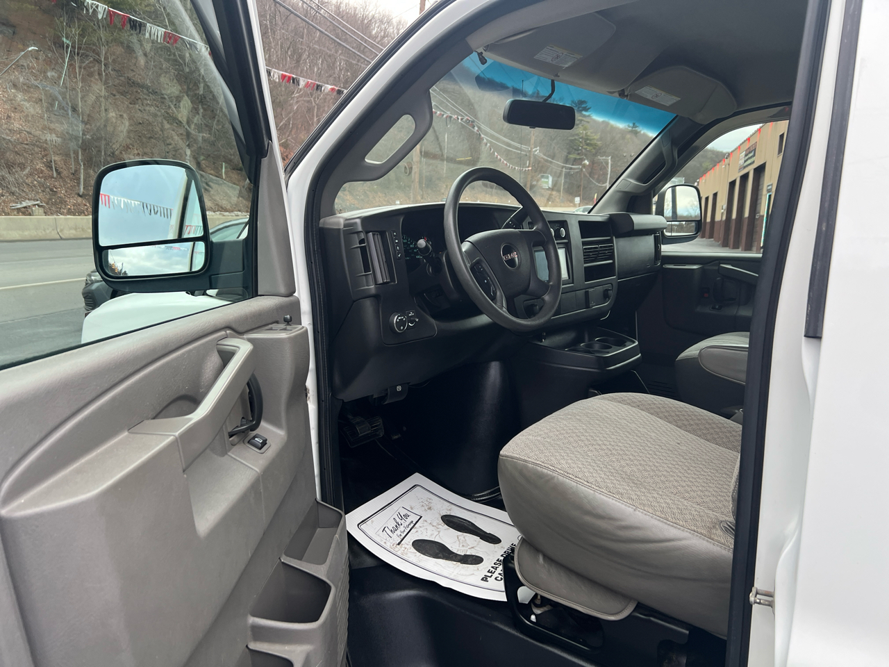GMC Savana G2500 Extended Cargo 2017