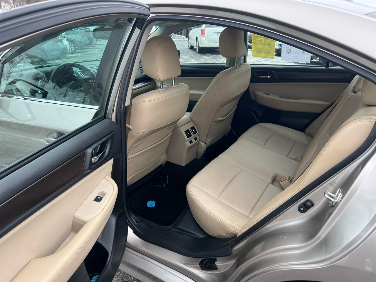 Subaru Legacy 2.5i Limited 2015