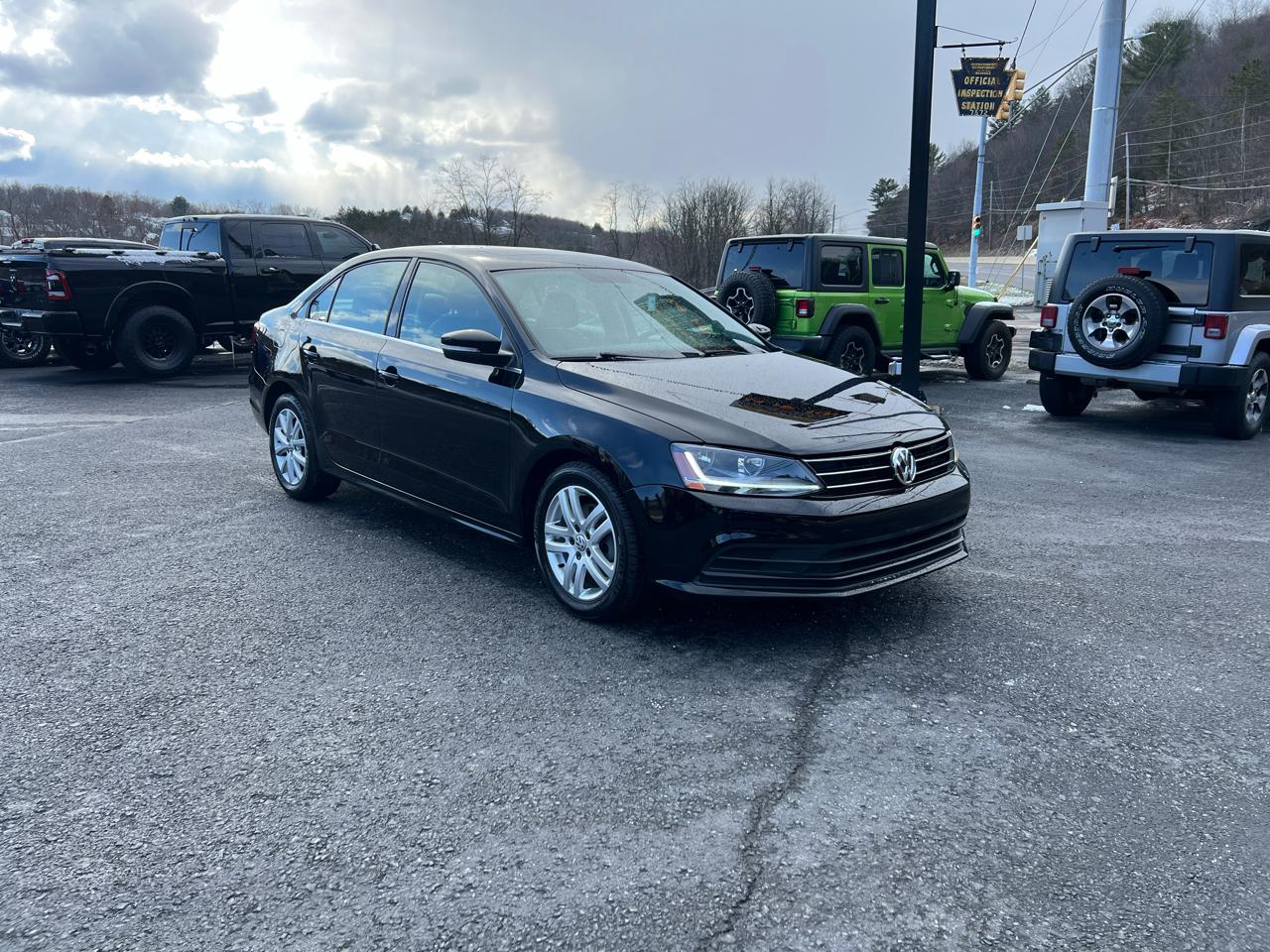 Volkswagen Jetta 1.4T SE 6A 2017