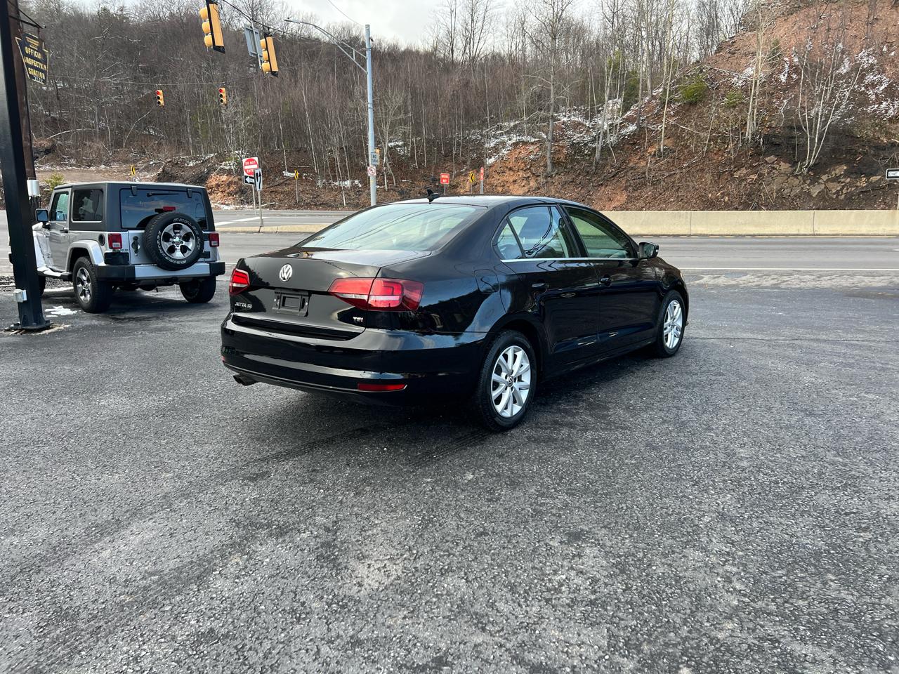 Volkswagen Jetta 1.4T SE 6A 2017