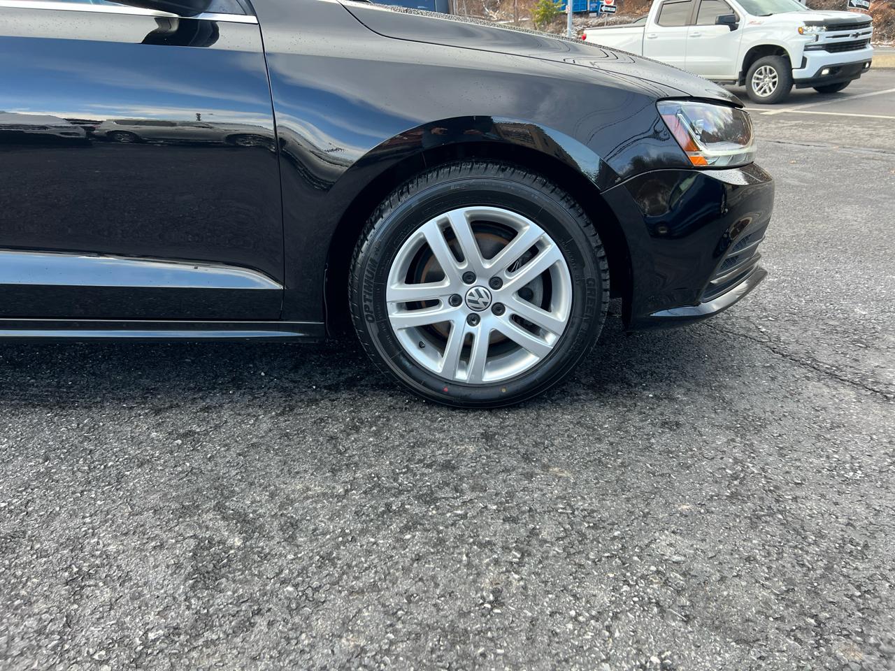 Volkswagen Jetta 1.4T SE 6A 2017