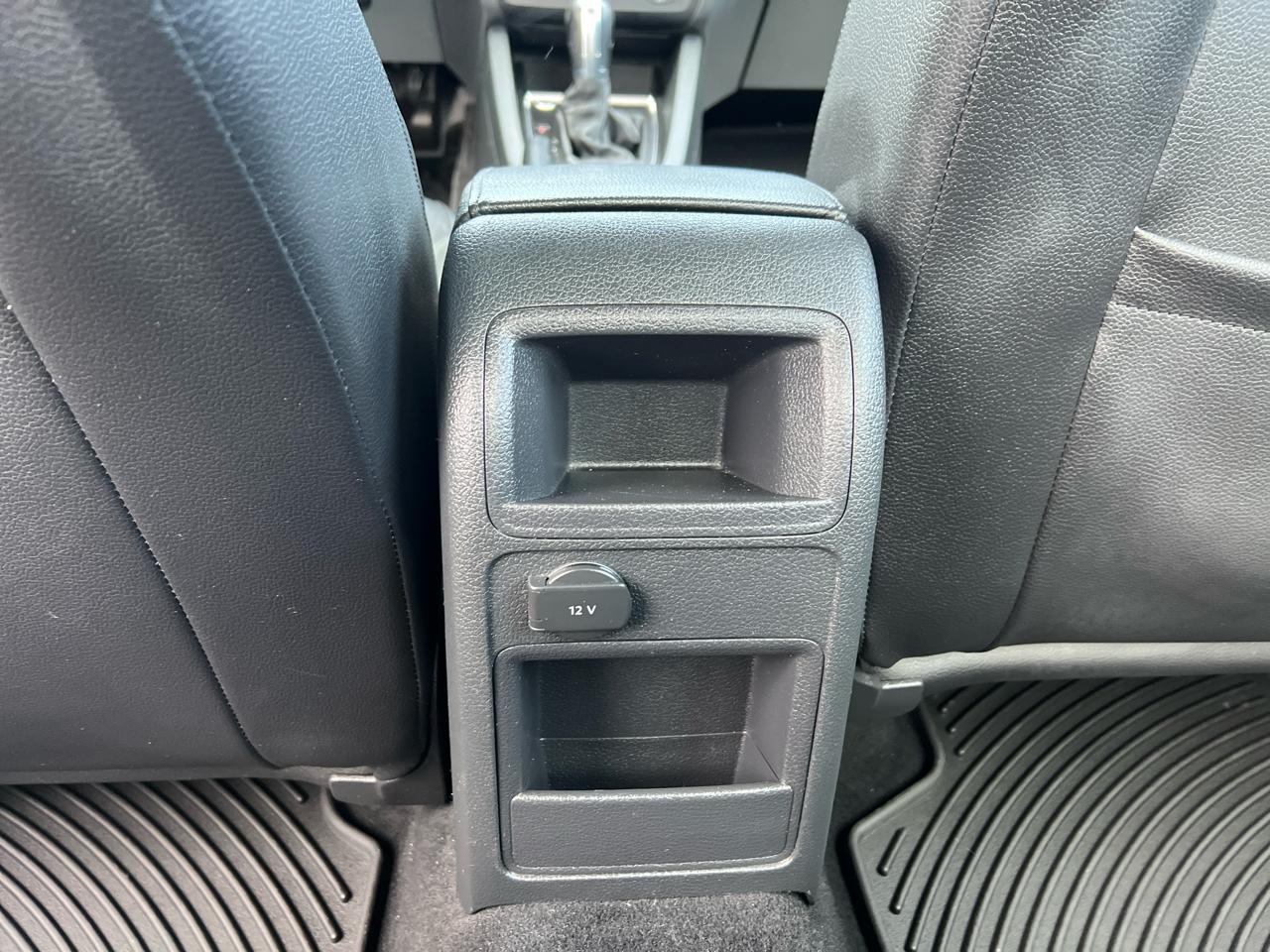 Volkswagen Jetta 1.4T SE 6A 2017