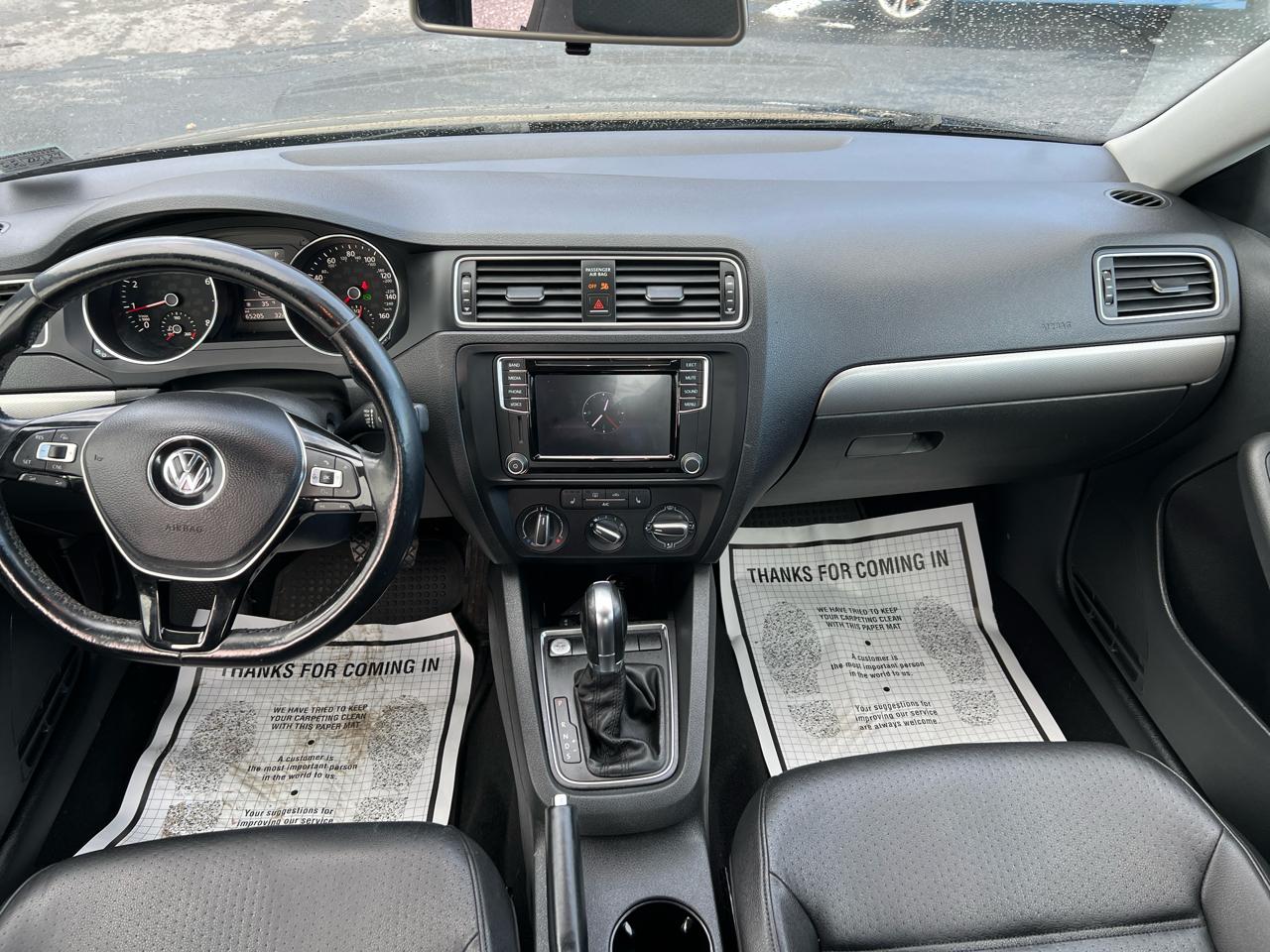 Volkswagen Jetta 1.4T SE 6A 2017