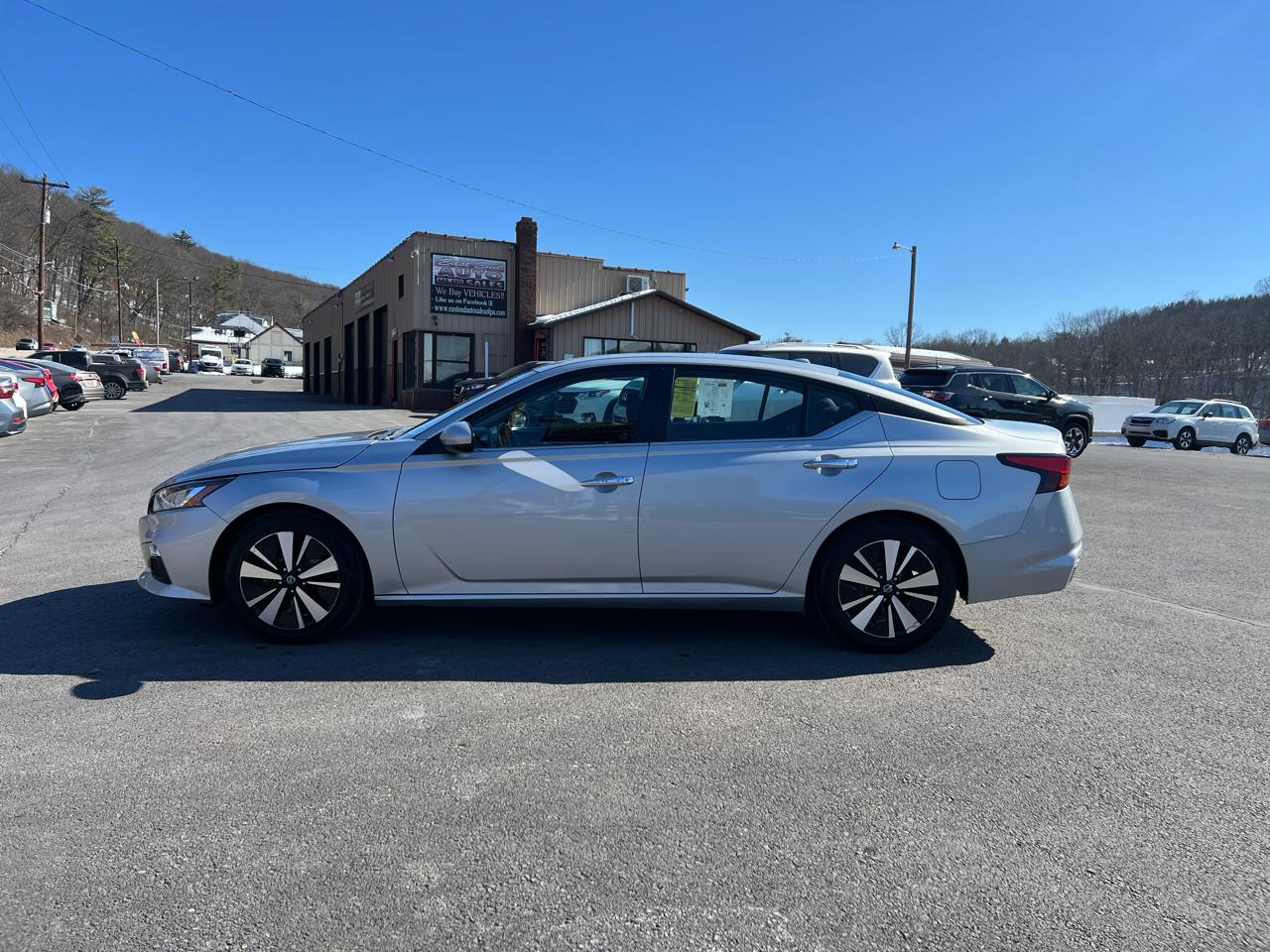 Nissan Altima 2.5 SV 2022