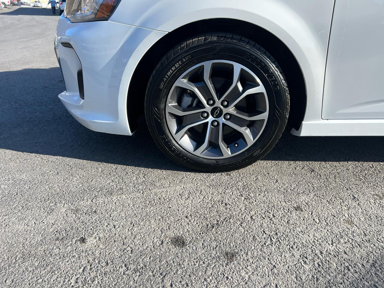 Chevrolet Sonic LT Auto 5-Door 2020