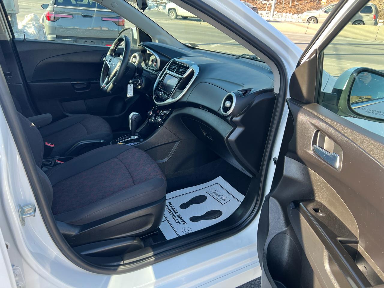 Chevrolet Sonic LT Auto 5-Door 2020