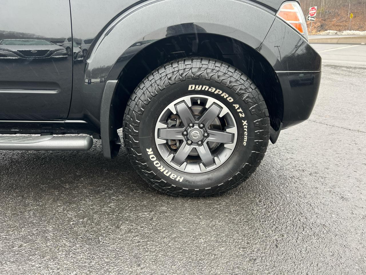Nissan Frontier PRO-4X Crew Cab 4WD at 2019