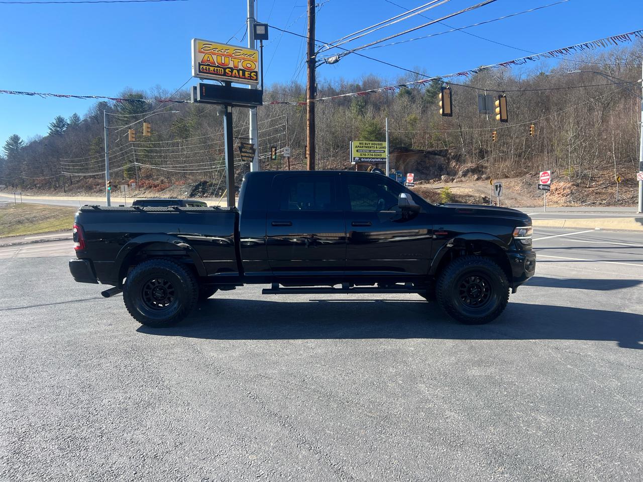 RAM 2500 Laramie Mega Cab 4WD 2020