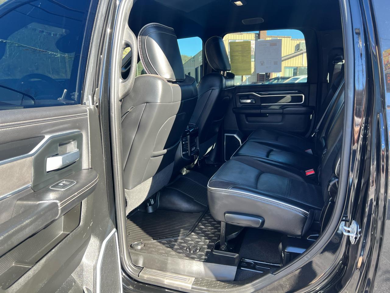 RAM 2500 Laramie Mega Cab 4WD 2020