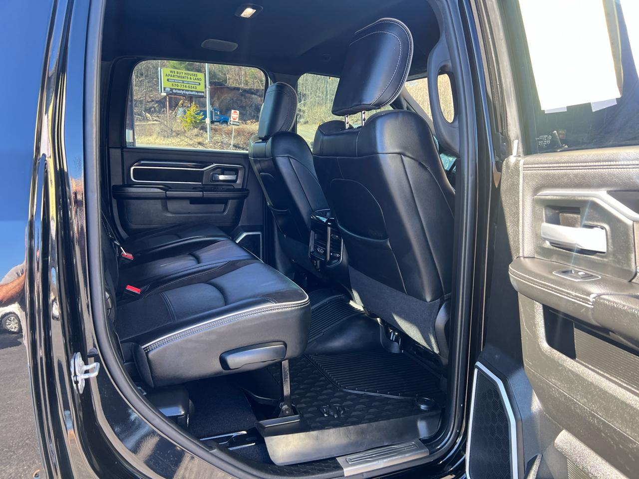 RAM 2500 Laramie Mega Cab 4WD 2020