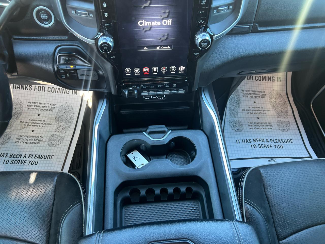 RAM 2500 Laramie Mega Cab 4WD 2020